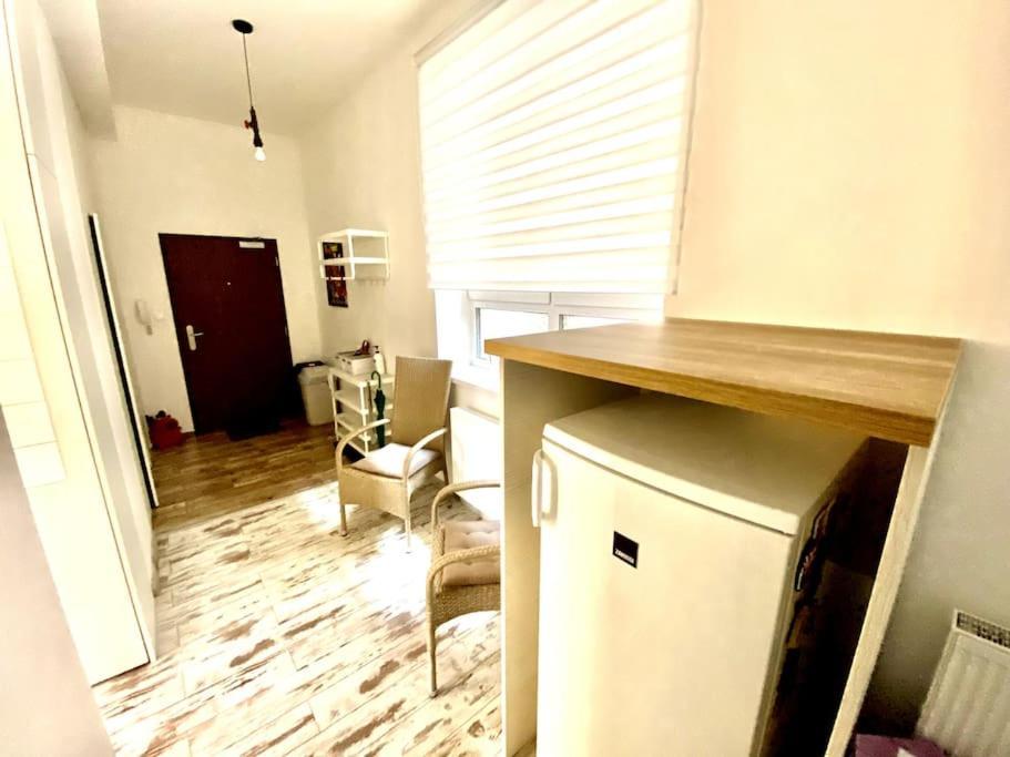 Residence Park Lovely Apartman With Private Parking Kysucke Nove Mesto Bagian luar foto