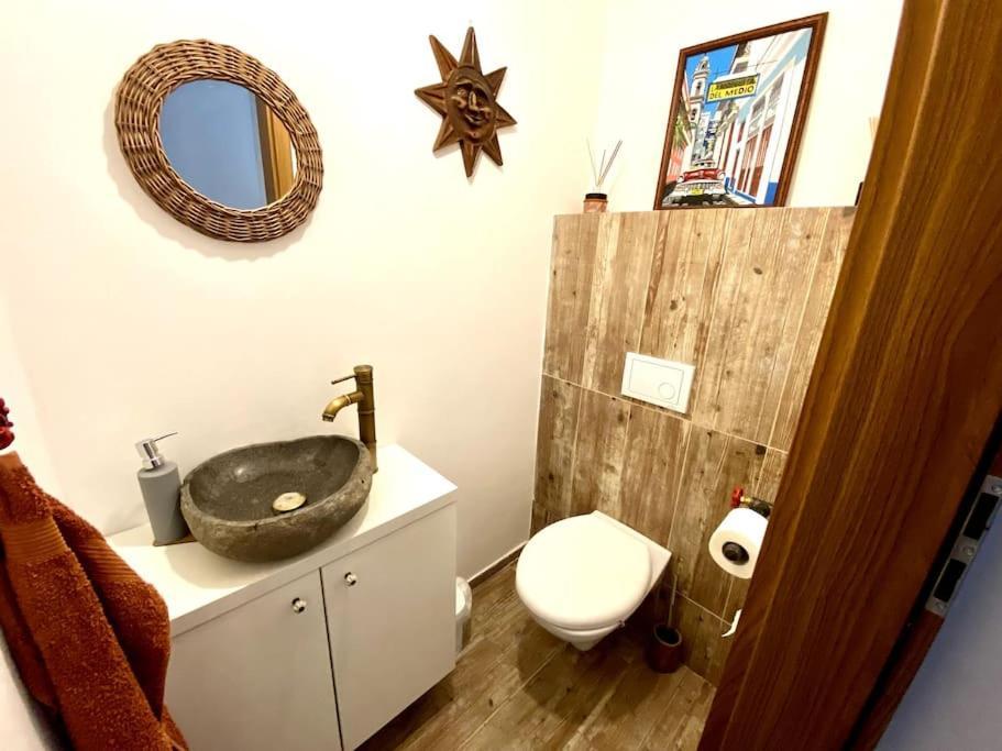 Residence Park Lovely Apartman With Private Parking Kysucke Nove Mesto Bagian luar foto