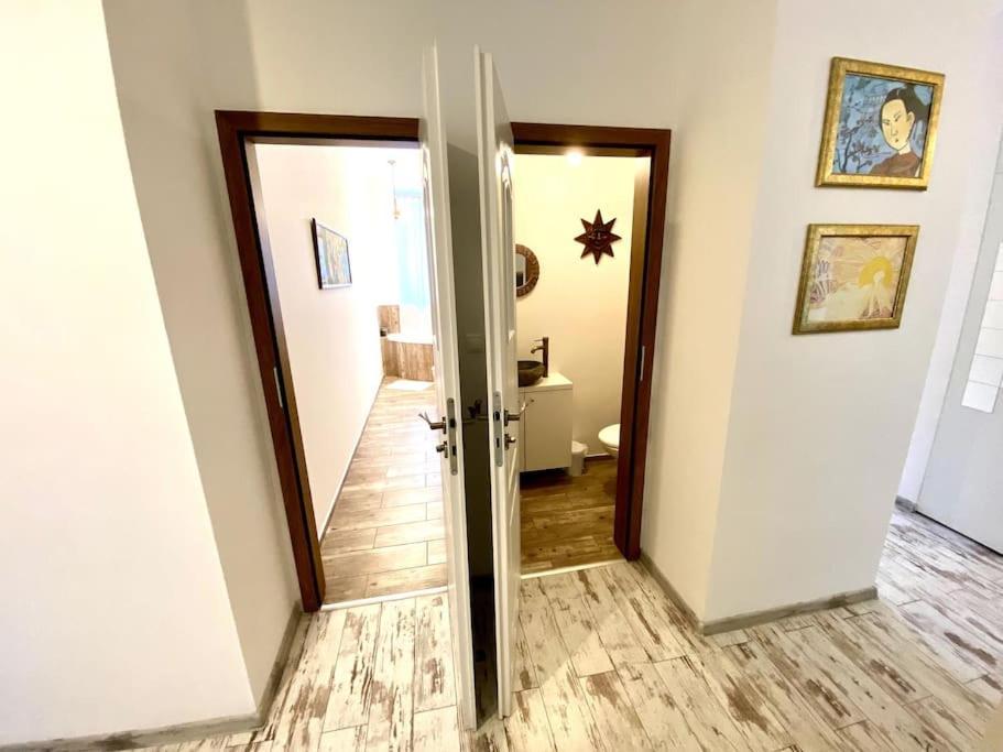 Residence Park Lovely Apartman With Private Parking Kysucke Nove Mesto Bagian luar foto