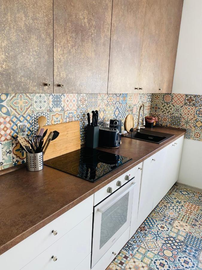 Residence Park Lovely Apartman With Private Parking Kysucke Nove Mesto Bagian luar foto